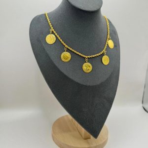 BEŞİ BİR YERDE ALTIN KAPLAMA KOLYE